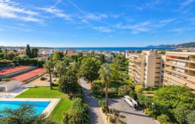 4 odalılar daire Antibes'te, Fransa. 840,000 €