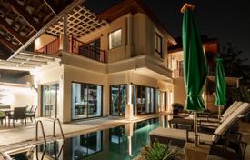 4 odalılar konak 450 m² Choeng Thale'de, Tayland. $1,040,000