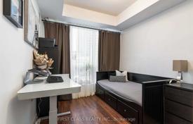 7 odalılar daire Scarborough'da, Kanada. C$775,000