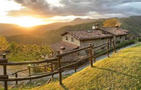 7 odalılar villa 290 m² Lucca'da, İtalya. 1,320,000 €