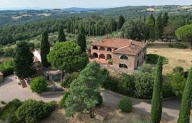 8 odalılar villa 800 m² Trequanda'da, İtalya. 4,300,000 €