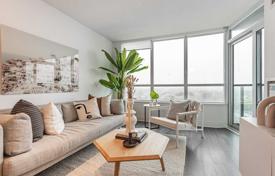 5 odalılar daire North York'da, Kanada. C$952,000