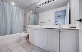 6 odalılar daire North York'da, Kanada. C$1,236,000