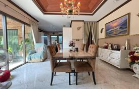 3 odalılar villa 151 m² Pattaya'da, Tayland. $373,000