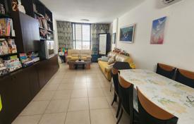 3 odalılar daire 60 m² Holon'da, İsrail. $639,000