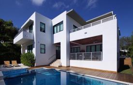 Villa – Key Biscayne, Florida, Amerika Birleşik Devletleri. $3,295,000