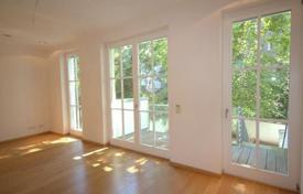 Şehir içinde müstakil ev 373 m² District 4 (Düsseldorf)'da, Almanya. 3,579,000 €