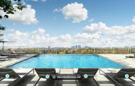 5 odalılar daire Yonge Street'da, Kanada. C$1,072,000
