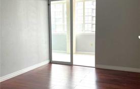 6 odalılar daire Etobicoke'de, Kanada. C$765,000