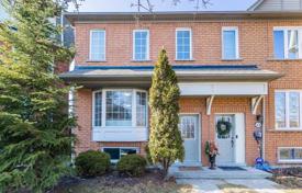 Konak – York, Toronto, Ontario,  Kanada. C$1,032,000