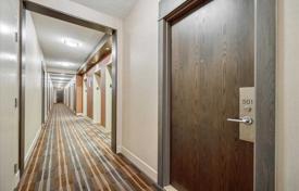 5 odalılar daire North York'da, Kanada. C$1,032,000