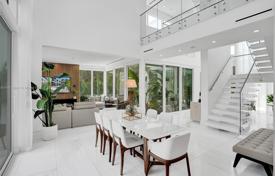 Şehir içinde müstakil ev – Key Biscayne, Florida, Amerika Birleşik Devletleri. $6,700,000