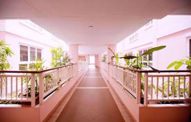 2 odalılar kondominyumda daireler Watthana'da, Tayland. $194,000