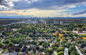2 odalılar daire North York'da, Kanada. C$1,013,000
