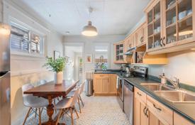 3 odalılar konak Old Toronto'da, Kanada. 735,000 €