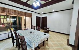 4 odalılar villa 568 m² Pattaya'da, Tayland. $377,000