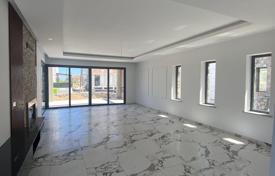 4 odalılar yeni binada daireler 235 m² Girne'de, Kıbrıs. 472,000 €