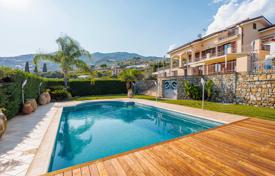 11 odalılar villa 350 m² Liguria'da, İtalya. 2,000,000 €