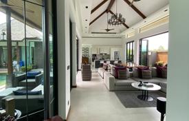 4 odalılar villa 756 m² Si Sunthon'da, Tayland. $1,190,000