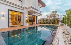 5 odalılar villa 305 m² Pattaya'da, Tayland. $358,000