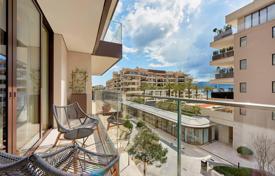 3 odalılar daire 140 m² Tivat city'da, Karadağ. 1,225,000 €