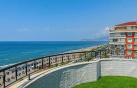 3 odalılar çatı dairesi 250 m² Mahmutlar'da, Türkiye. 16,103,000 TRY