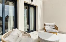 2 odalılar çatı dairesi 134 m² Torrevieja'da, İspanya. 365,000 €