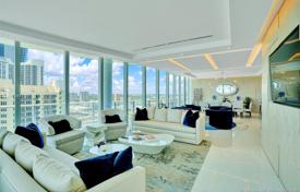 Sıfır daire – Collins Avenue, Miami, Florida,  Amerika Birleşik Devletleri. 5,457,000 €