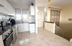 3 odalılar yazlık ev 165 m² Barrio Los Menores'da, İspanya. 385,000 €