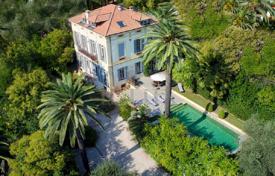 11 odalılar villa Cannes'da, Fransa. Price on request