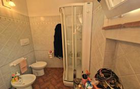 4 odalılar daire 249 m² Livorno'da, İtalya. 800,000 €