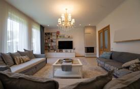 6 odalılar villa 350 m² Zemgale Suburb'da, Letonya. 525,000 €