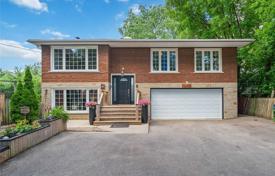 Şehir içinde müstakil ev – Scarborough, Toronto, Ontario,  Kanada. C$1,242,000