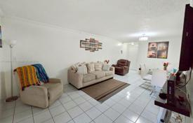 2 odalılar kondominyumda daireler 93 m² Miami'de, Amerika Birleşik Devletleri. $375,000