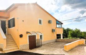 4 odalılar şehir içinde müstakil ev 170 m² Istria County'da, Hırvatistan. 349,000 €