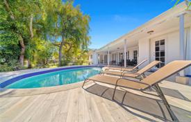Villa – Aventura, Florida, Amerika Birleşik Devletleri. $765,000