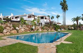 Şehir içinde müstakil ev – Marbella, Endülüs, İspanya. 1,195,000 €