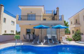 Villa – Mesa Chorio, Baf, Kıbrıs. From 689,000 €