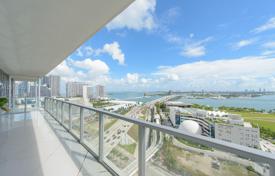 3 odalılar daire 190 m² Miami'de, Amerika Birleşik Devletleri. $1,000,000