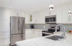2 odalılar daire North York'da, Kanada. C$815,000