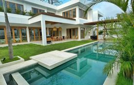 4 odalılar villa 342 m² Bingin Beach'da, Endonezya. $1,045,000