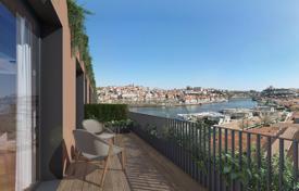 2 odalılar daire 186 m² Vila Nova de Gaia'da, Portekiz. 650,000 €