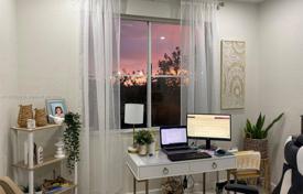2 odalılar kondominyumda daireler 90 m² Hialeah'da, Amerika Birleşik Devletleri. $300,000