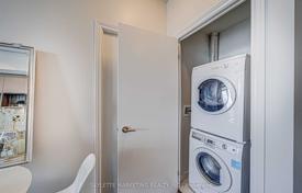 5 odalılar daire North York'da, Kanada. C$891,000