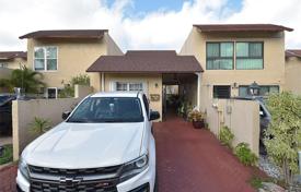 3 odalılar konak 155 m² Miami'de, Amerika Birleşik Devletleri. $450,000