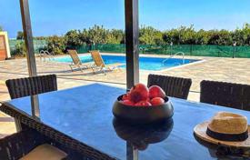 3 odalılar yazlık ev 214 m² Larnaka'da, Kıbrıs. 695,000 €