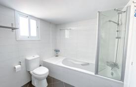 3 odalılar çatı dairesi 110 m² Germasogeia'da, Kıbrıs. 597,000 €