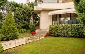 5 odalılar şehir içinde müstakil ev 400 m² Panorama'da, Yunanistan. 700,000 €