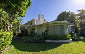 Şehir içinde müstakil ev – Coral Gables, Florida, Amerika Birleşik Devletleri. $3,850,000