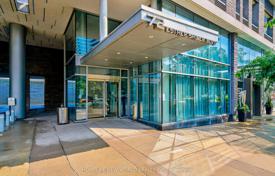 7 odalılar daire North York'da, Kanada. C$1,099,000